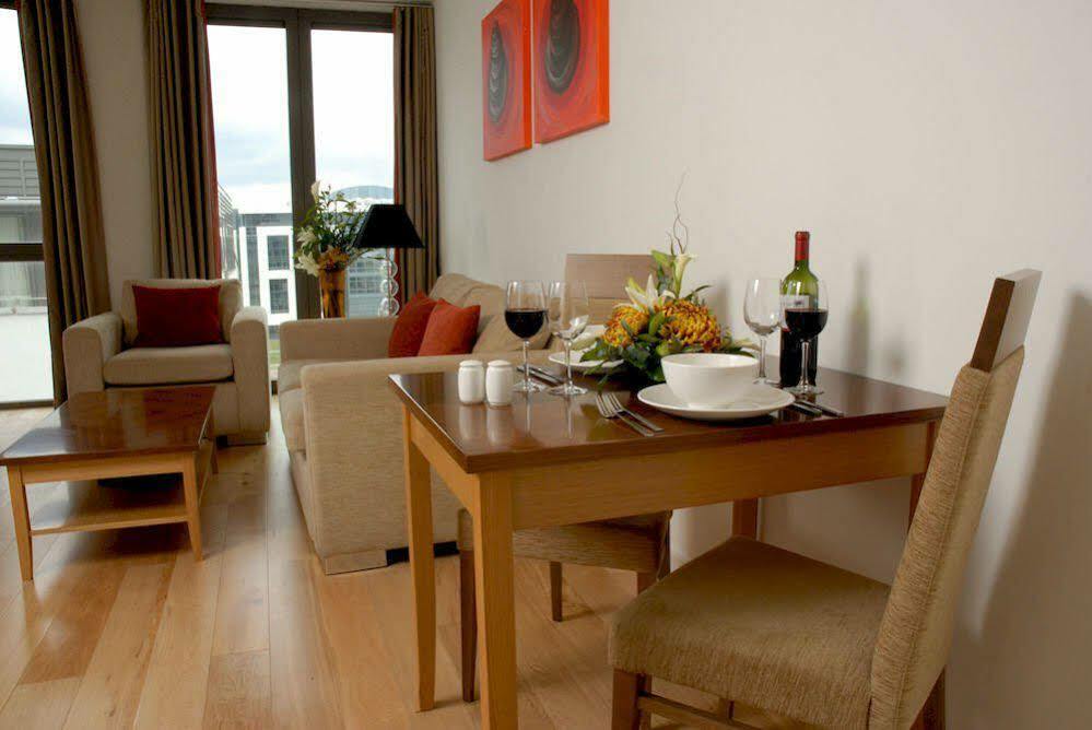 Premier Suites Dublin, Sandyford Exterior foto